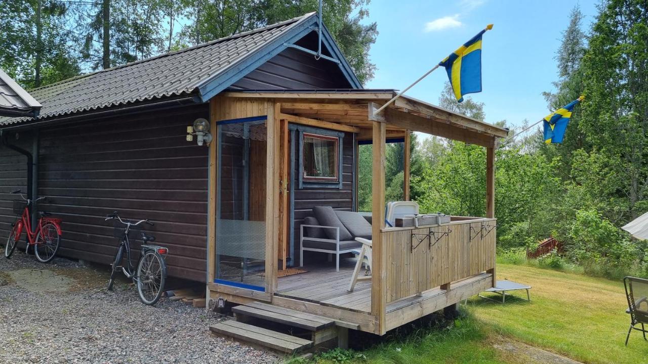 Fritidshus Rostockvaegen 40B - Guest House - Bring Own Bed Sheets Norrtalje Bagian luar foto